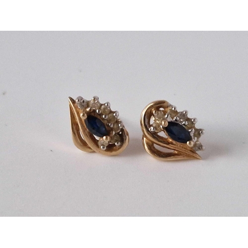 306 - A pair of diamond and sapphire stud earrings 9ct 2.2 gms