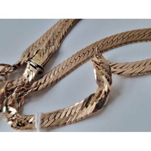 5 - A wide gold flat link neck chain AF 16.5 gms