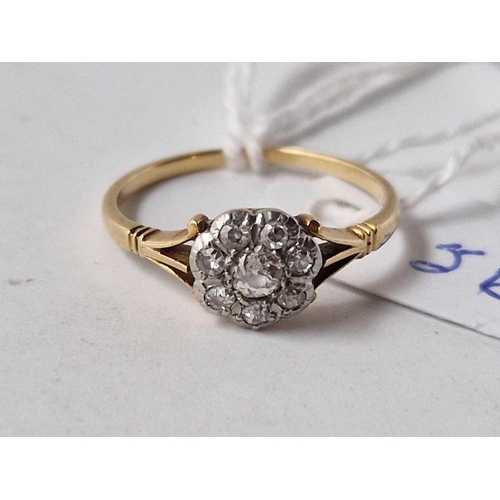 56 - A VICTORIAN DIAMOND CLUSTER RING 18CT GOLD SIZE N 2 GMS BOXED