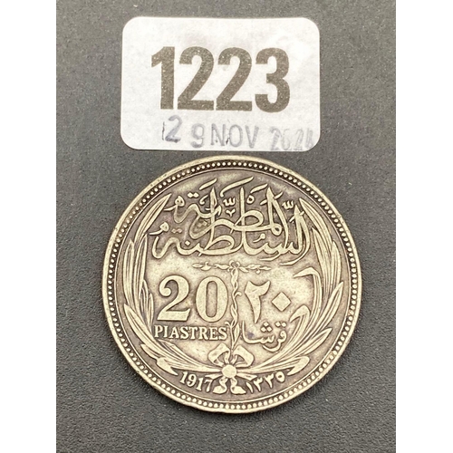 1223 - Egyptian silver crown size coin 27.8g