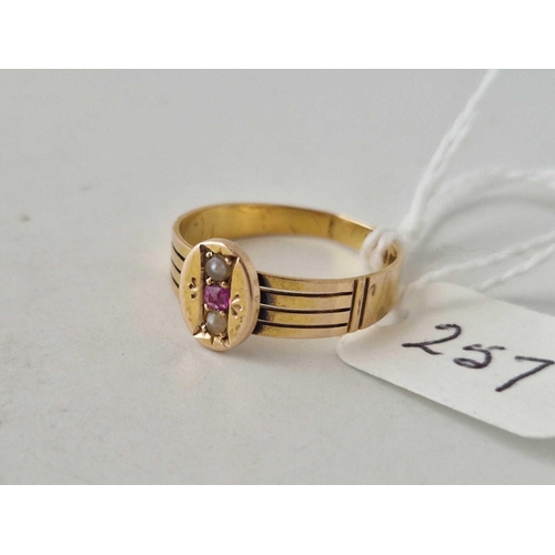 257 - A Victorian ruby and pearl ring Birmingham 1880 15ct gold size Q 2.6 gms