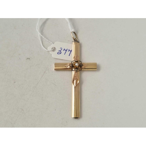 377 - A antique gold and pearl cross 14ct gold 2.75 inch by 1.5 inch 4.1 gms