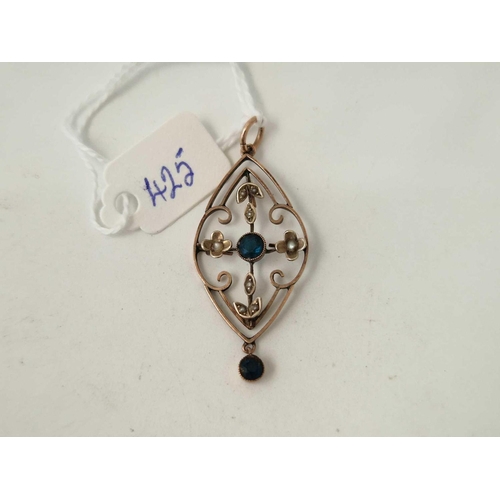 425 - A art nouveau pendant 2.5 gms