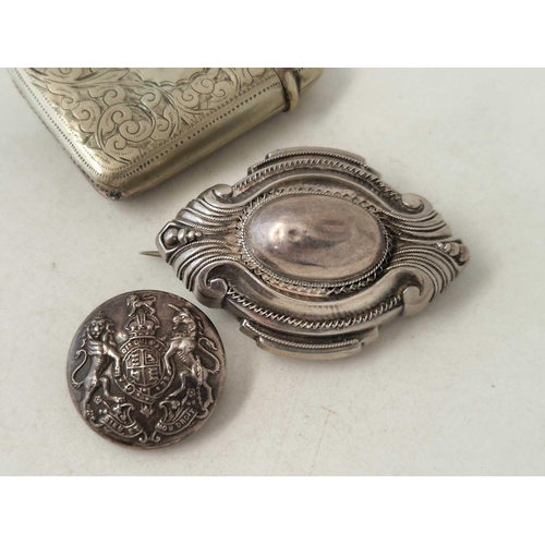 492 - A silver brooch button and plated vesta case