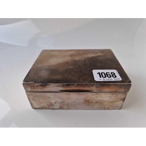 1068 - Rectangular cigarette box with engine turned cover 5 in wide. Birmingham 1938