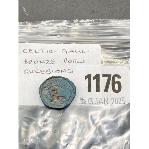 1176 - Celtic Gaul bronze Potin Suessiones