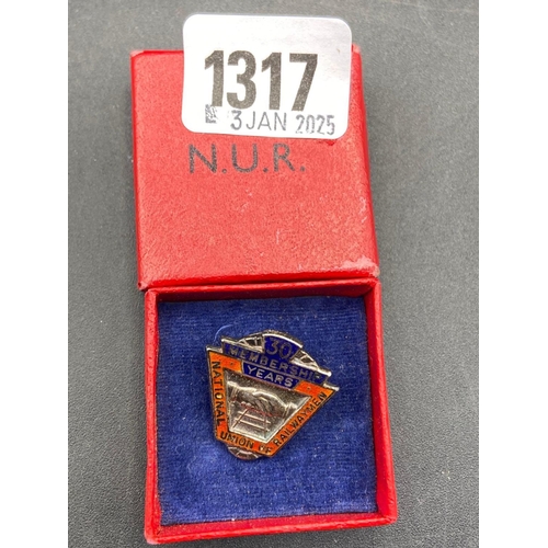 1317 - NOR silver 30yr badge