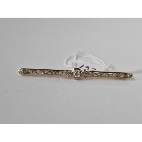 132 - Antique Edwardian 18ct gold platinum topped bar brooch set with diamonds throughout, length 68mm