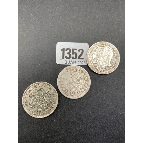 1352 - Three half crowns 1890/1918/1937