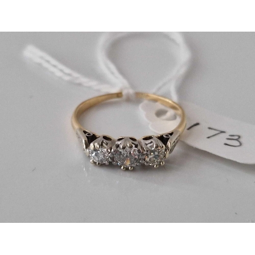 173 - A antique three stone diamond ring approx 0.50 carats 18ct gold size P 2 gms