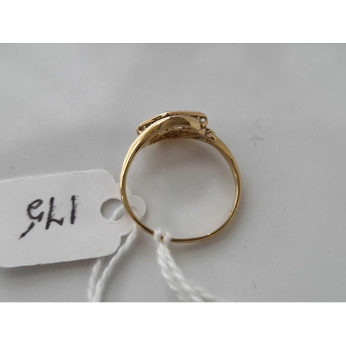 175 - A antique fancy multi diamond ring 18ct gold size O 2.1 gms