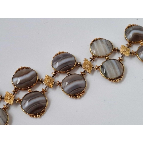 235 - Antique banded agate 18ct gold mounted Victorian bracelet