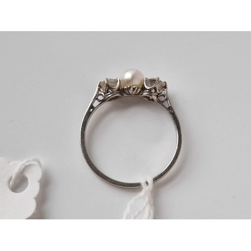 24 - A DIAMOND AND PEARL PLATINUM SET RING WITH GOOD DIAMONDS SIZE R 2.9 GMS