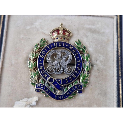 35 - Antique George V, Royal Engineers military brooch, 18ct gold, enamelled with GR picked out in rose d... 