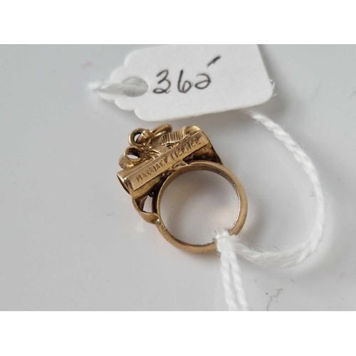 365 - A marriage licence stan hope charm 9ct 3.1 gms