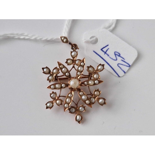 452 - A gold and pearl pendant brooch 4.2 gms