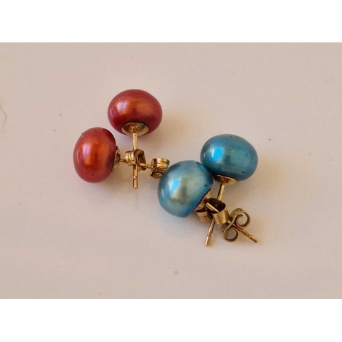 496 - Two pairs of coloured pearl earrings