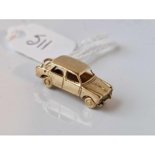 511 - A AUSTIN Vintage car charm 9ct 4.2 gms