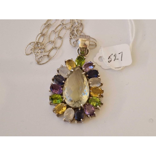 527 - A semi precious silver gem stone pendant necklace 18 inch