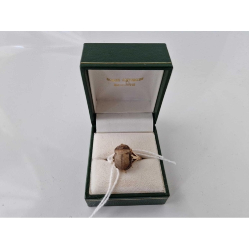 54 - A 9CT RING SET WITH FAINCE EGYPTIAN SCARAB BEETLE SIZE O 4.3 GMS