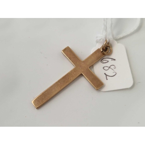 682 - A 9ct cross 2.9 gms