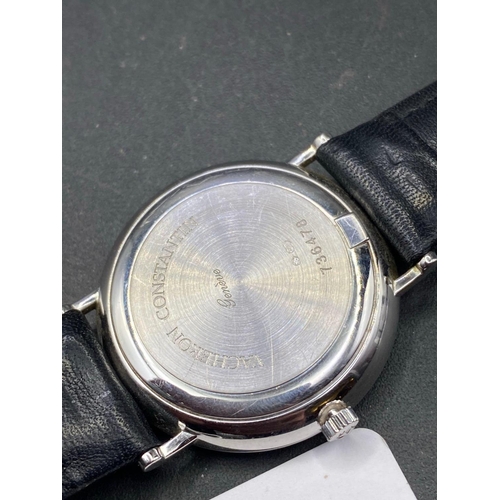 833 - A GENTS VACHERON WHITE GOLD WRIST WATCH 18CT GOLD WITH SECONDS SWEEP AND DATE APERTURE WITH ORIGINAL... 