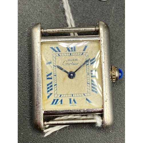 834 - A UNUSUAL CARTIER TANK QUARTZ WRIST WATCH