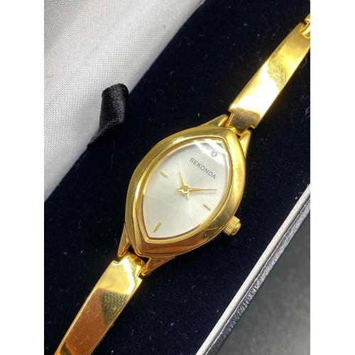 862 - A ladies SEKONA wrist watch boxed