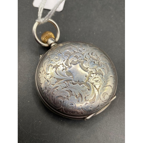 893 - A Silver Hebdomas Gents Pocket Watch