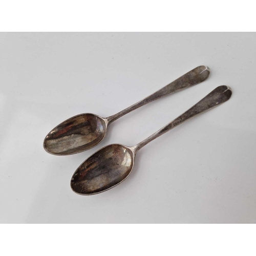 927 - Pair of bottom marked teaspoons By S A. 27gms