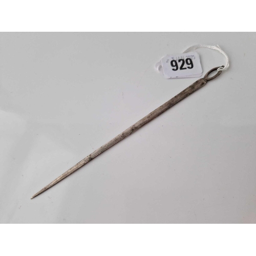 929 - 18thC small game skewer. 6 in long, unmarked