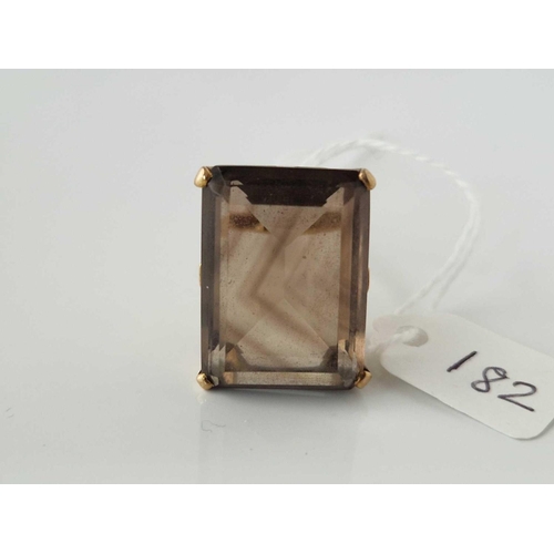 182 - A smokey quartz dress ring, 9ct, size Q, 12 g