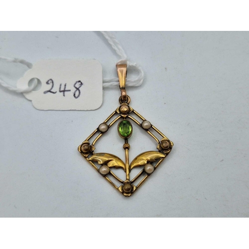 248 - A art nouveau peridot and pearl pendant 9ct 1.9 gms