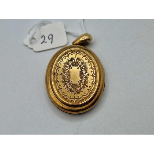 29 - A VICTORIAN PENDANT LOCKET 15CT GOLD 13.8 GMS