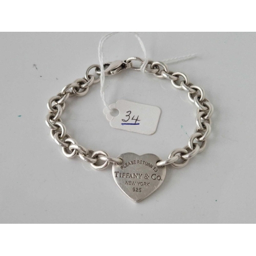 34 - A silver Tiffany bracelet 7 inch