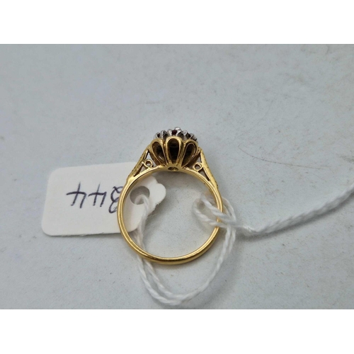 344 - A GARNET CLUSTER RING 18CT GOLD SIZE N 4.4 GMS