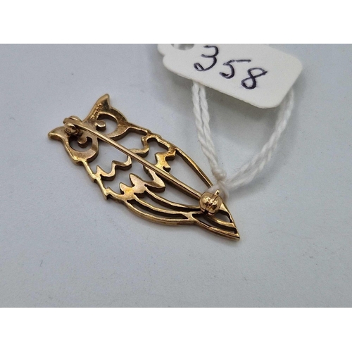 358 - A owl brooch 9ct, 3 g