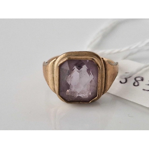 383 - A amethyst set ring, 9ct, size O, 3 g