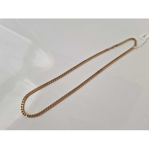 447 - A FLAT CURB LINK NECK CHAIN, 9ct, 22 inch, 23.5 g.