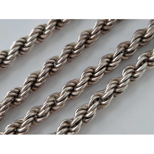 556 - A silver rope link chain, 24 inch, 34 g.