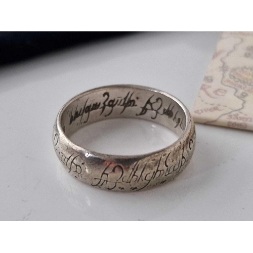 560 - A silver Lord of the Rings ring