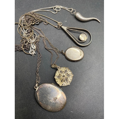 434 - Five silver pendant, necklaces and lockets