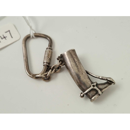 147 - A silver boot keyring