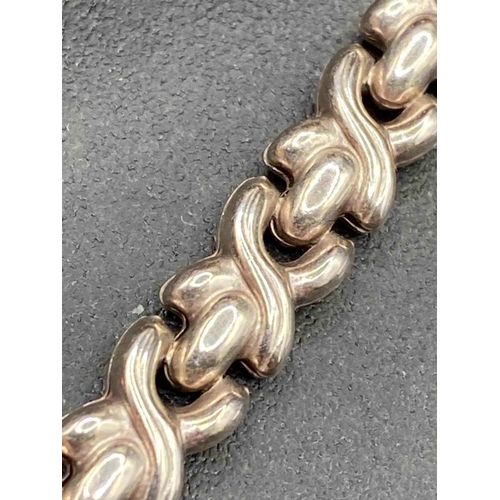 201 - A solid silver fancy link neck chain 15 inch