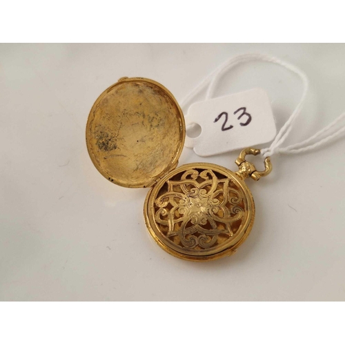 23 - A ANTIQUE CIRCULAR LOCKET VINAIGRETTE 18CT GOLD