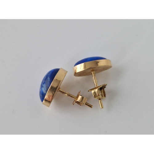 433 - A pair of lapis ear studs 18ct gold 3.4 gms