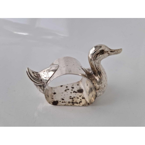 886 - A novelty napkin ring in form of Duck, 3� long, Birmingham 1938