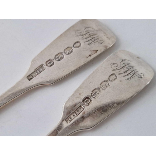 974 - Small pair of unusual Irish fiddle pattern very small forks. 5 inch long. Dublin 1836 By Neill 32g