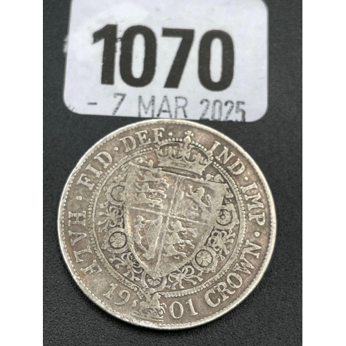 1070 - Half crown 1901