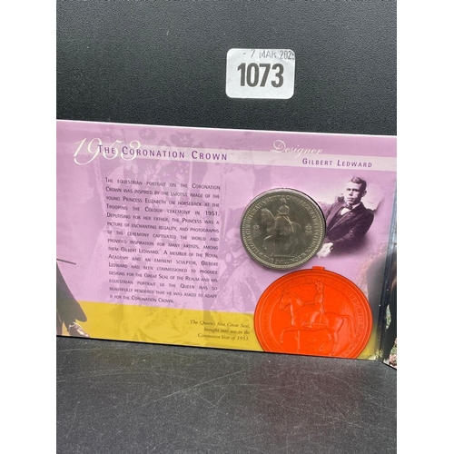 1073 - Folder of 5 x �5 coins